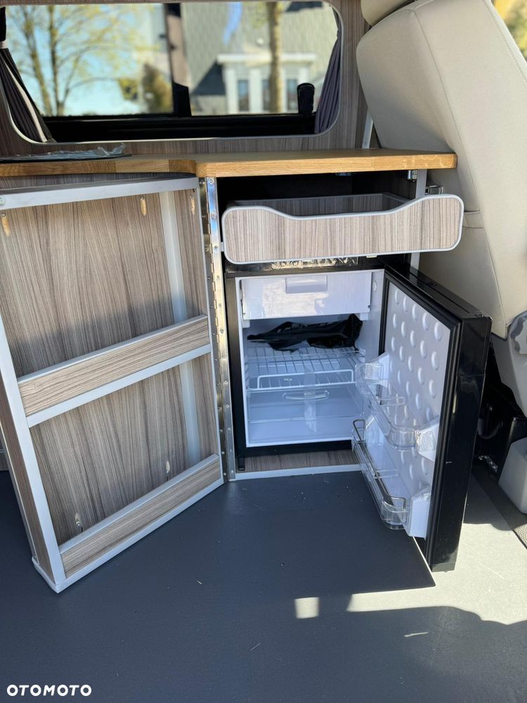 Volkswagen Transporter Caravelle DSG Lang Comfortline - 28