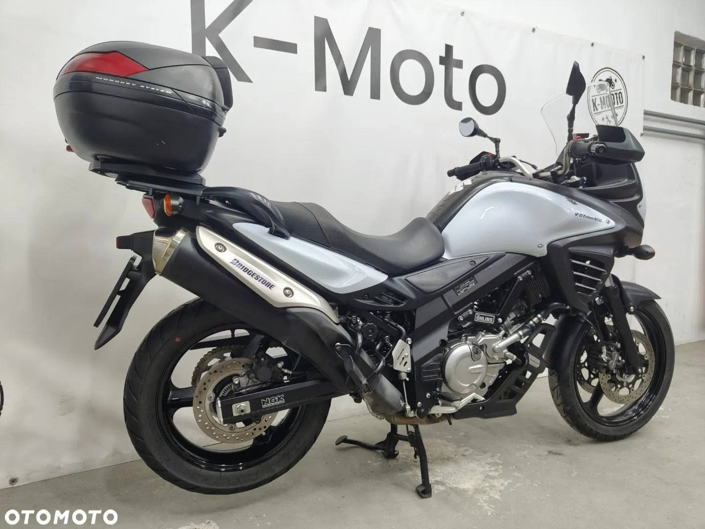 Suzuki V-STROM - 8