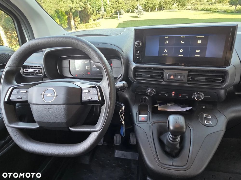 Opel COMBO - 13