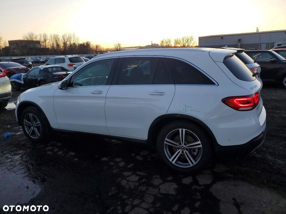Mercedes-Benz GLC 300 4Matic 9G-TRONIC - 3