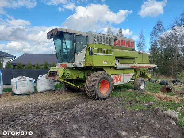 Claas Mega 204