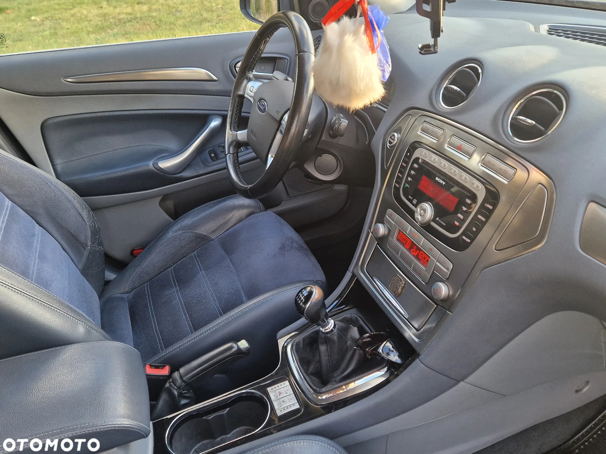 Ford Mondeo 2.5 Titanium - 21