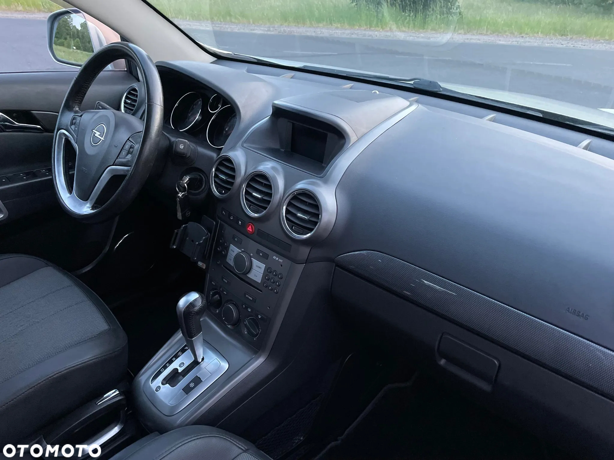 Opel Antara 3.2 V6 Cosmo - 14