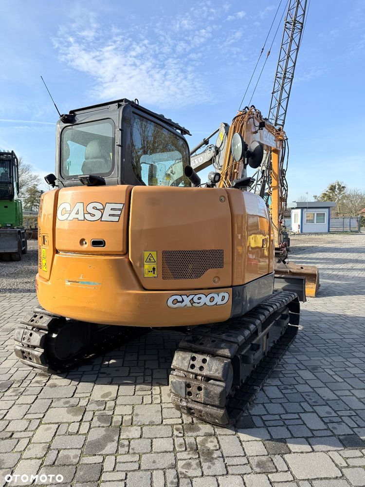 Case CX90D - 10