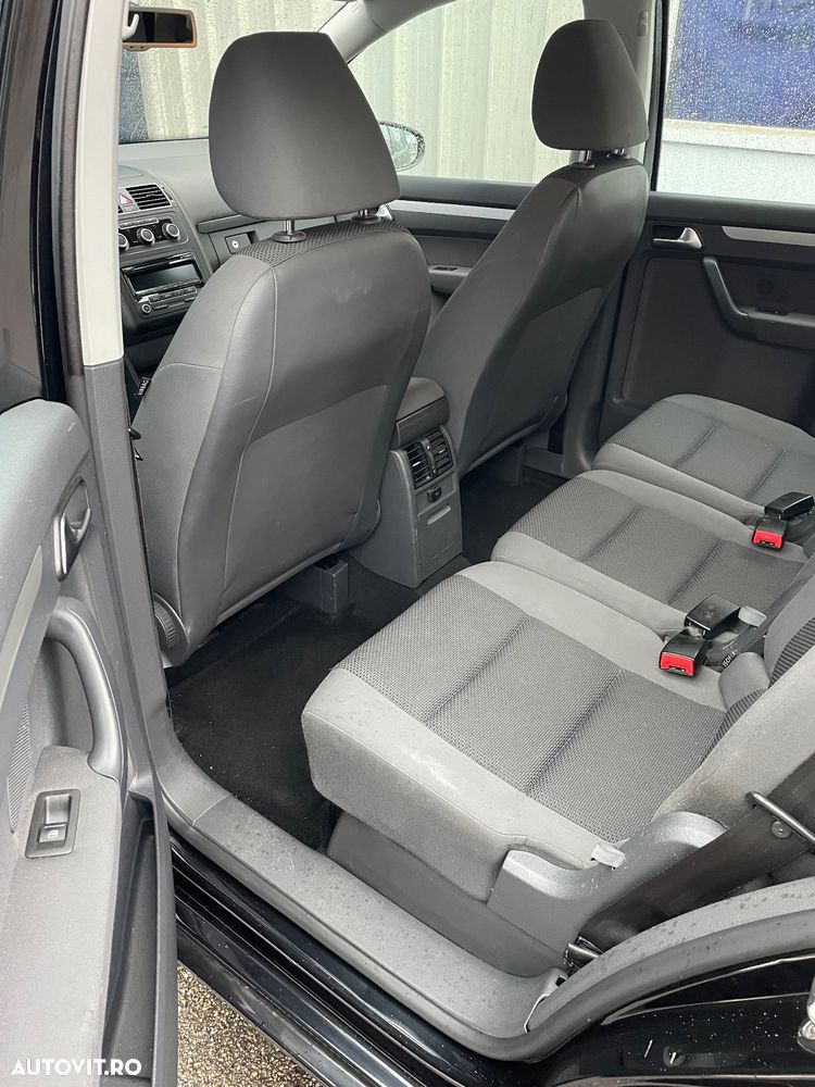 Volkswagen Touran 1.6 TDI BlueMotion Technology Comfortline - 10