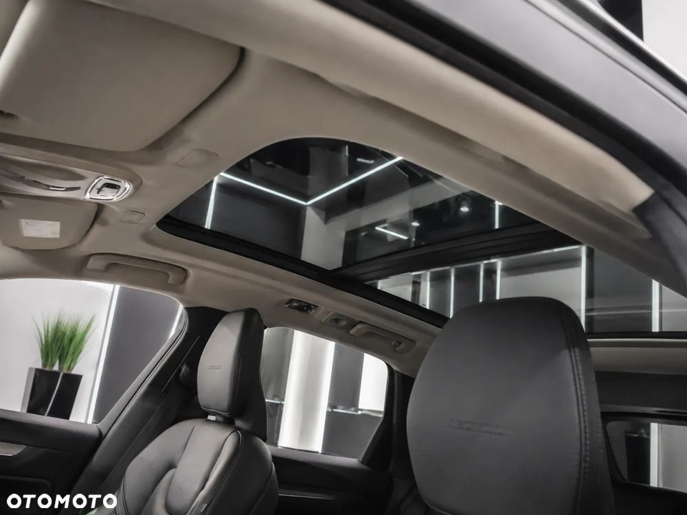 Volvo XC 60 T8 AWD Plug-In Hybrid Inscription - 4