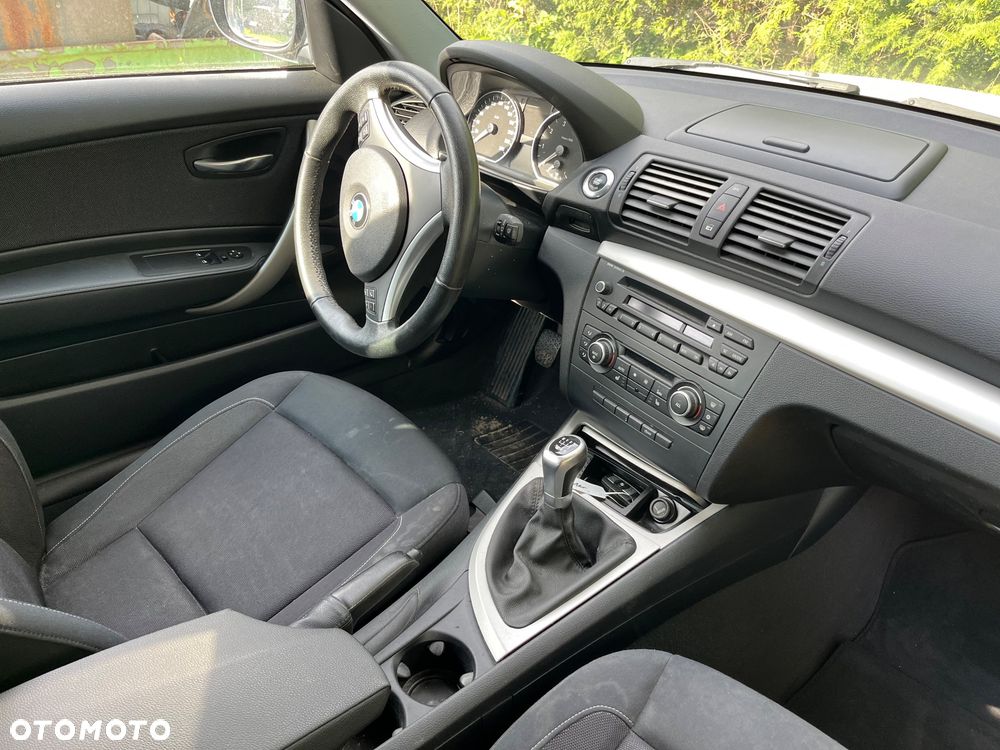 BMW Seria 1 118i - 16
