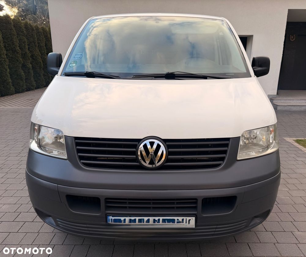 Volkswagen Transporter - 2