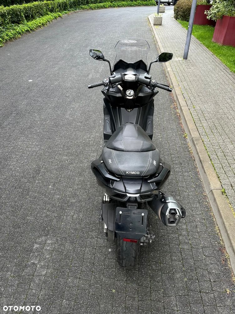 Kymco AK 550 - 11