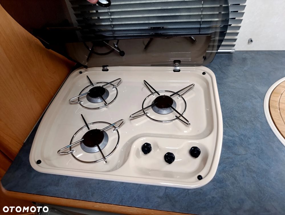 Adria 432 - 12