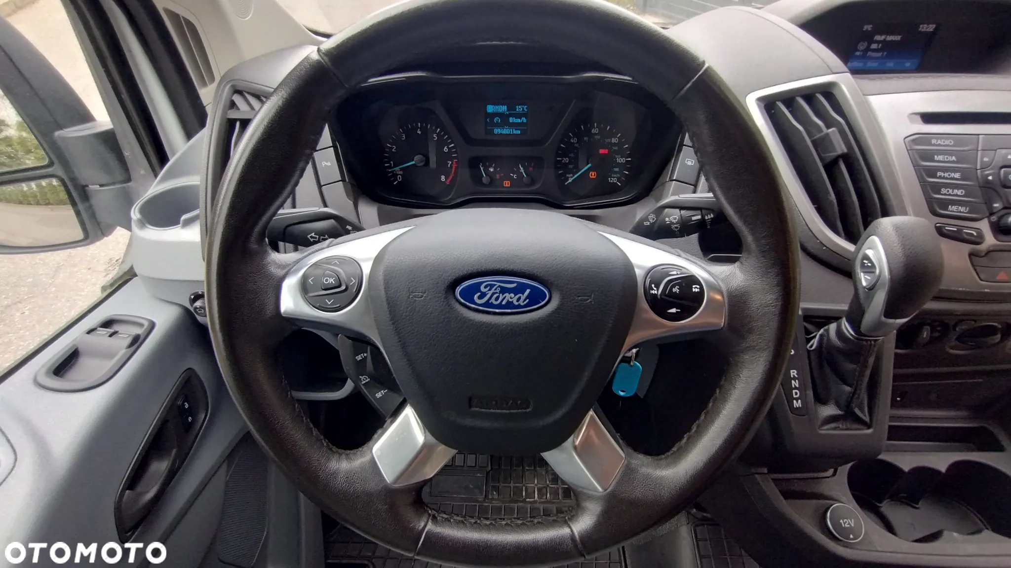 Ford Transit - 12