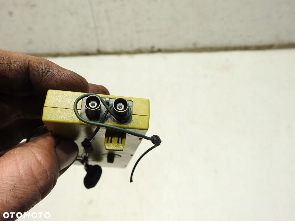 WZMACNIACZ ANTENY LAND ROVER DISCOVERY III XUC000262A - 4