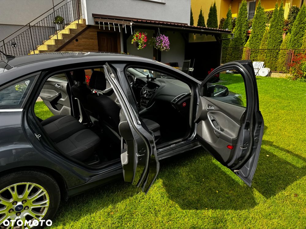 Ford Focus 1.6 EcoBoost Titanium - 17
