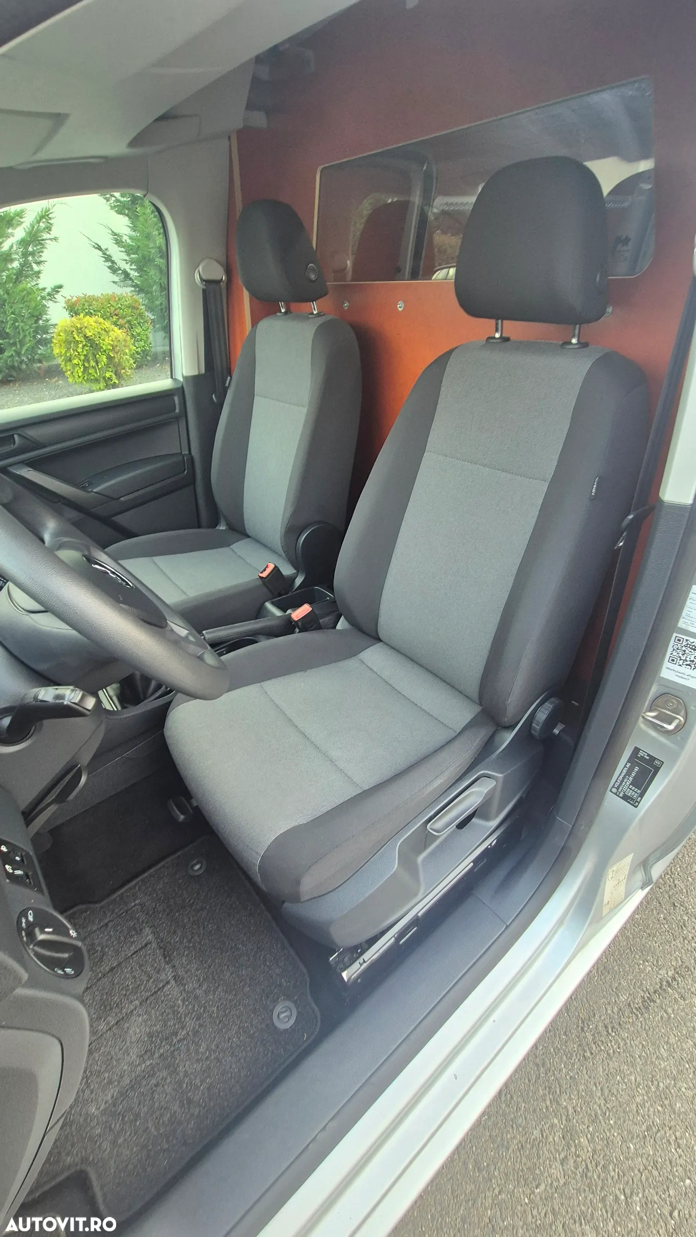 Volkswagen Caddy - 12