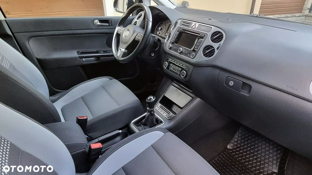 Volkswagen Golf Plus - 13
