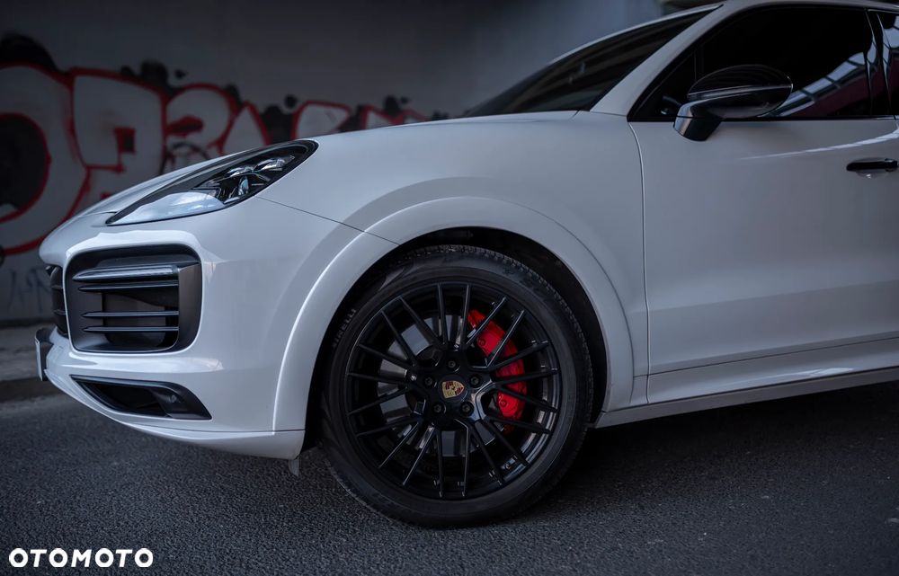 Porsche Cayenne S - 3