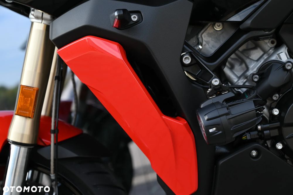 BMW XR - 22
