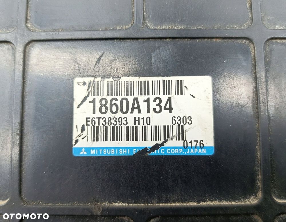 KOMPUTER MODUŁ STEROWNIK MITSUBISHI PAJERO III 1860A134 - 2