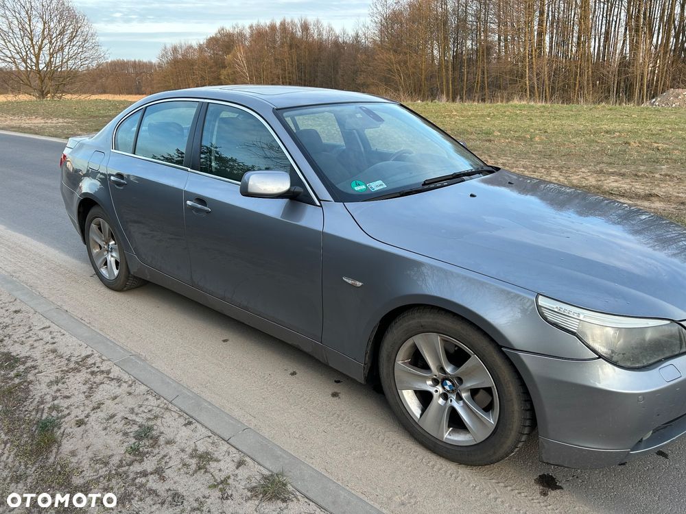 BMW Seria 5 520i - 7