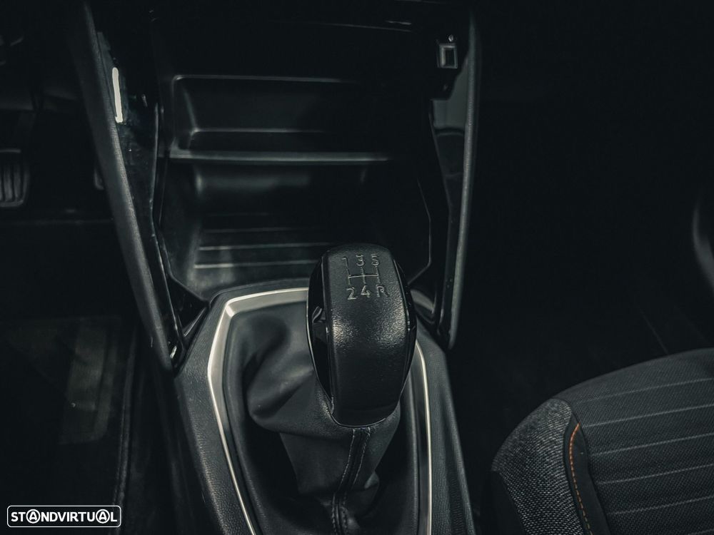 Peugeot 208 1.2 PureTech Active - 14