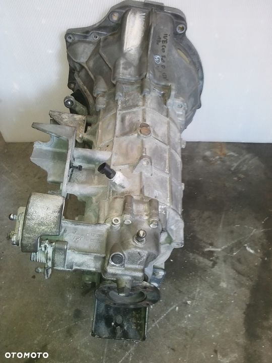 SKRZYNIA BIEGÓW IVECO 3.0 EURO 5 11-17 6-BIEGOWA - 1