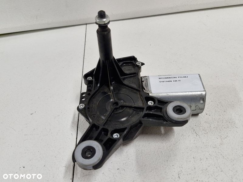 FIAT DOBLO 2 II SILNICZEK MECHANIZM WYCIERACZKI TYLNEJ TYŁ 51811480 - 1