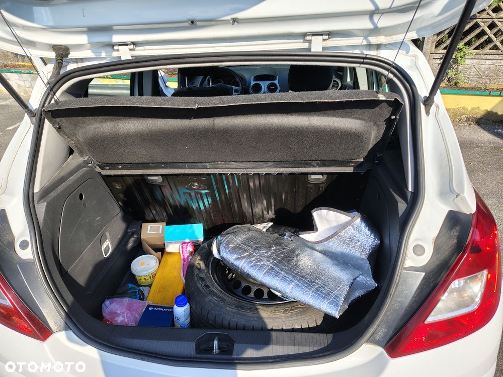 Opel Corsa - 7
