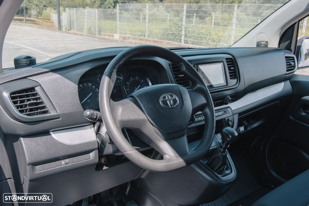 Toyota Proace Verso 1.5 D-4D L1 1.0T Exclusive 9L PDL - 16
