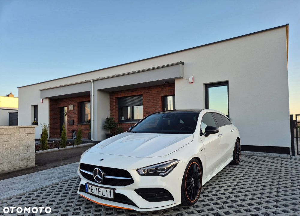 Mercedes-Benz CLA 200 Edition 1 7G-DCT - 2