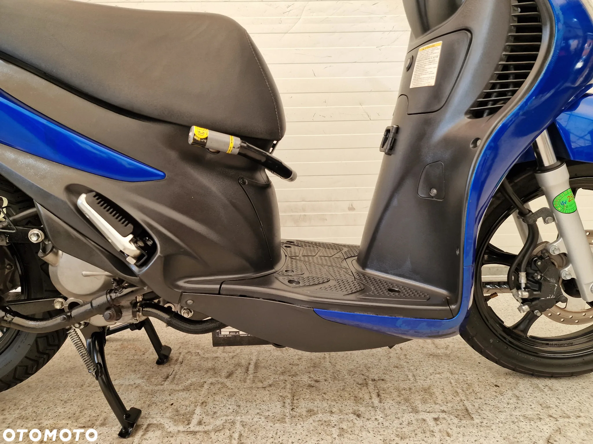 Suzuki Inny - 22