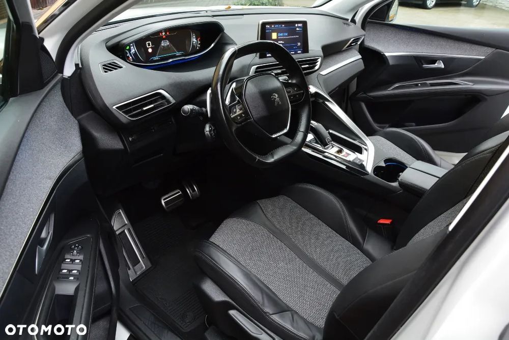 Peugeot 3008 1.6 BlueHDi Allure S&S EAT6 - 7