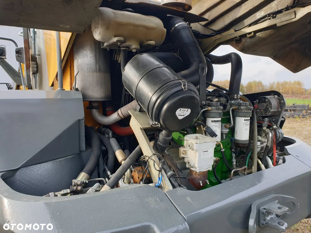 Liebherr L524 - 14