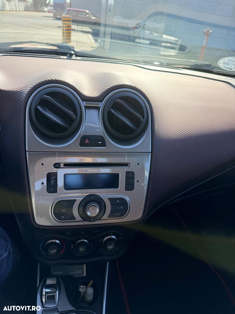 Alfa Romeo Mito 1.6 MJet Distinctive - 15