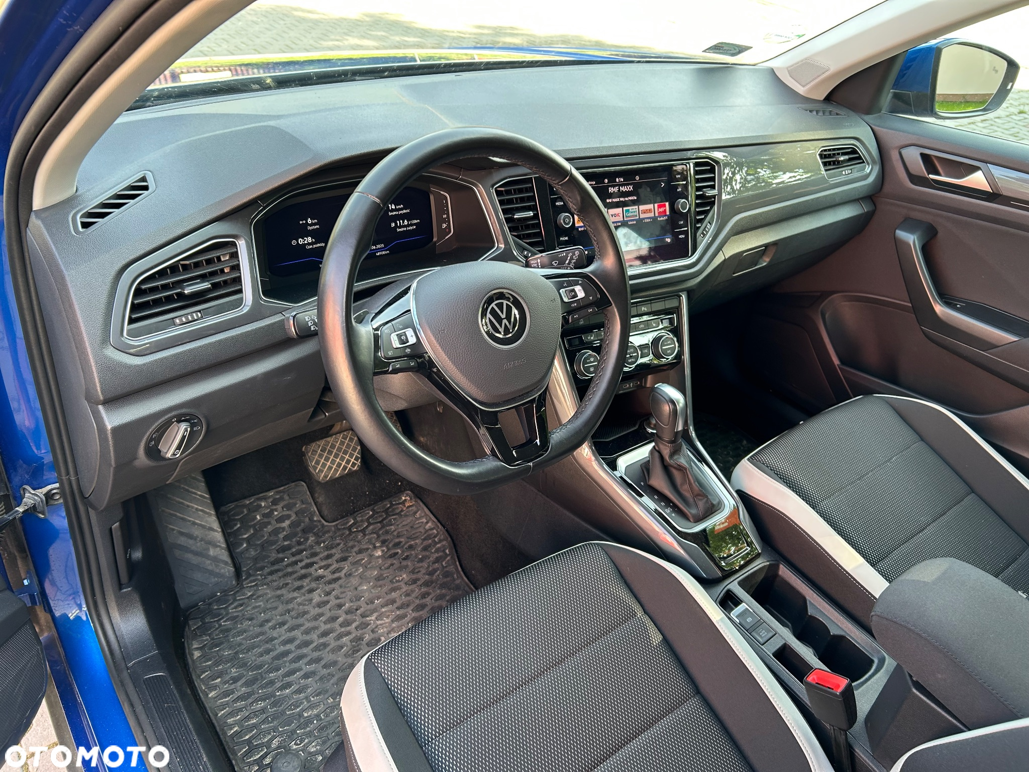 Volkswagen T-Roc 1.5 TSI ACT Premium DSG - 11
