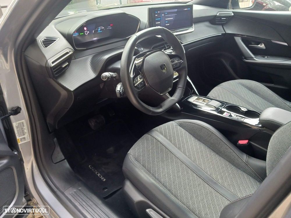 Peugeot e-2008 50 kWh Allure Pack - 29