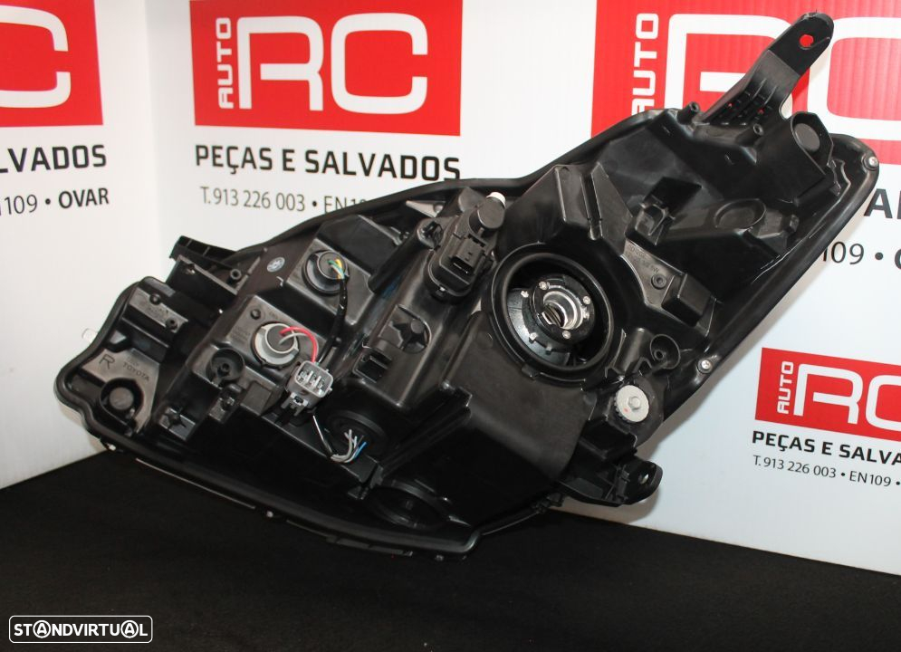 Farol Toyota Yaris de 2014 a 2018 - 4