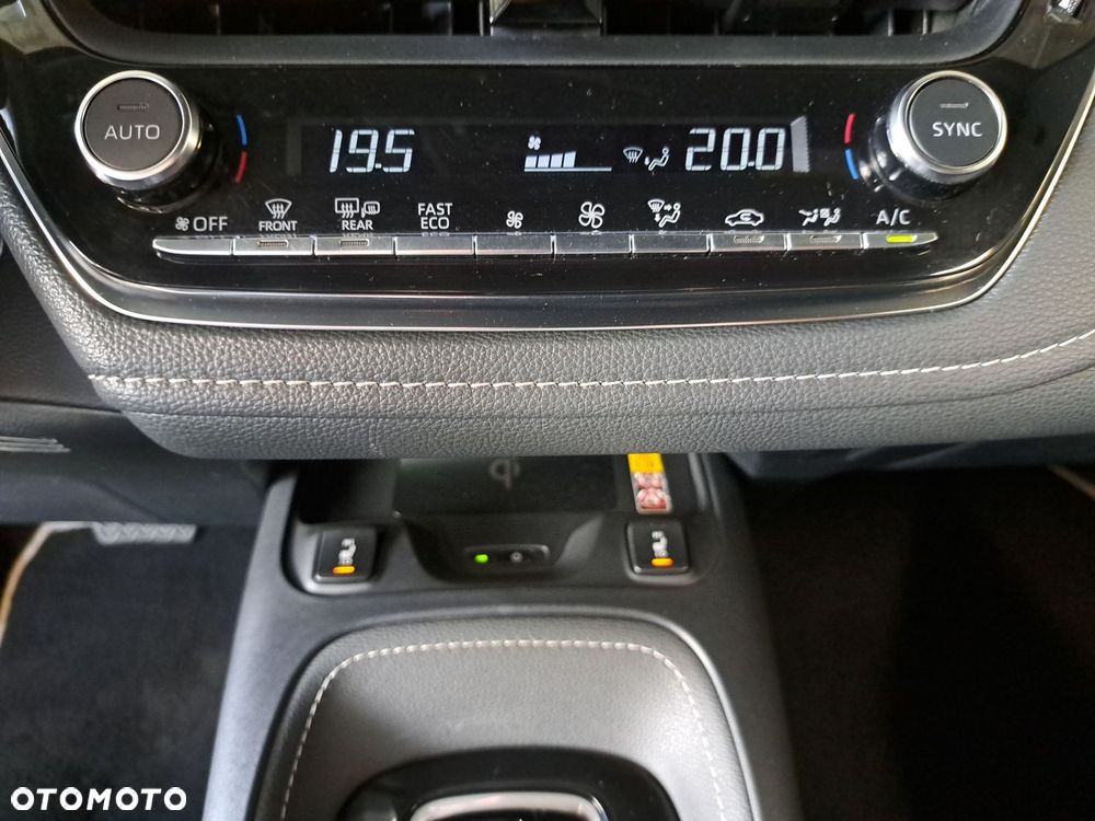 Toyota Corolla 1.8 Hybrid Style - 27