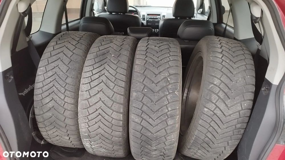 Mitsubishi Outlander 2.4 Invite CVT - 16
