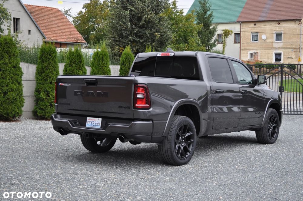 RAM 1500 Laramie Night Premium - 7