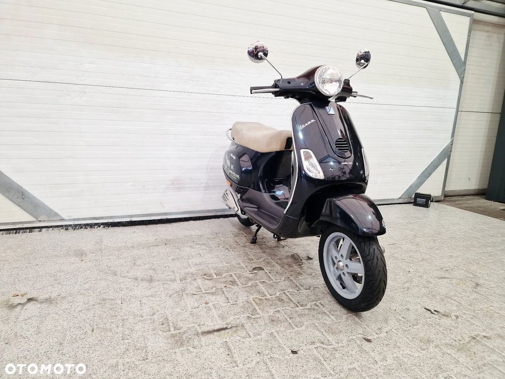 Piaggio Vespa - 3