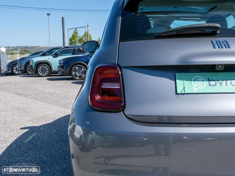 Fiat 500e 42kWh la Prima (by Bocelli) - 11