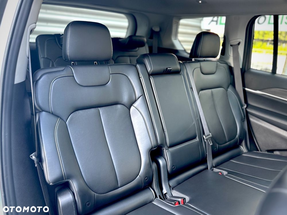 Jeep Grand Cherokee - 20