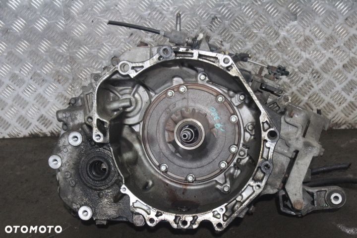 SKRZYNIA BIEGÓW AUTOMAT  SAAB 9-5 II 2.0T 55560554 - 1