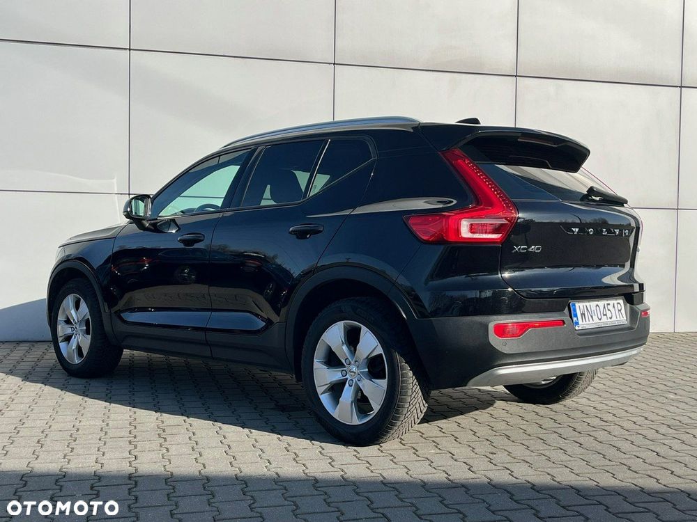 Volvo XC 40 T3 Momentum Pro - 8