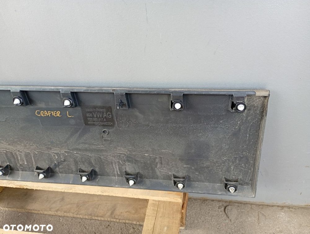 listwa boczna lewa vw crafter II man tge 2023r 7C0853517A - 12