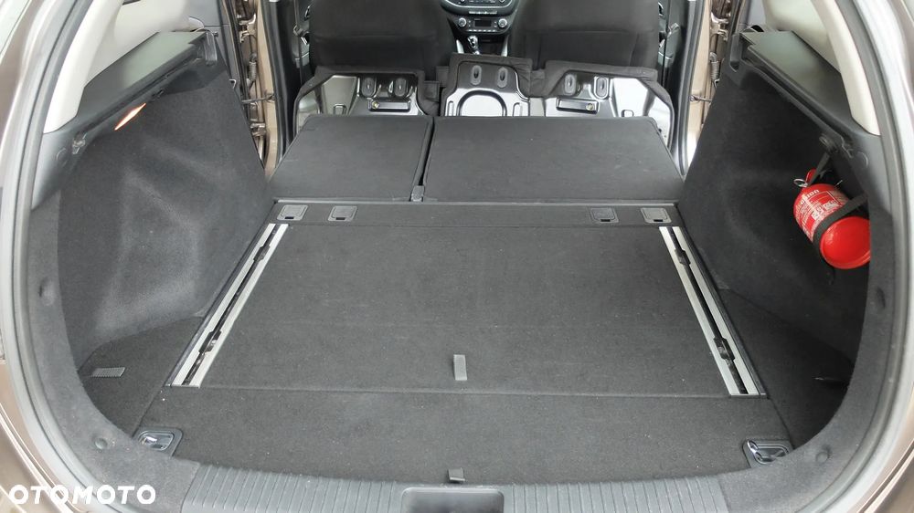 Kia Ceed Cee'd 1.6 GDI L - 36