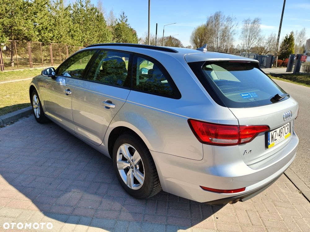 Audi A4 Avant - 4