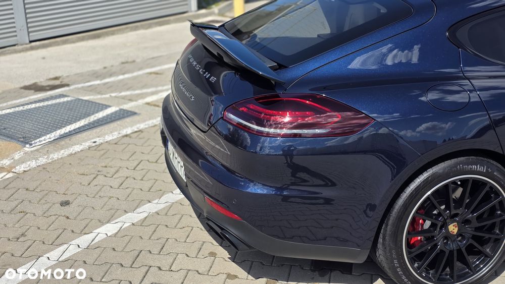 Porsche Panamera - 9