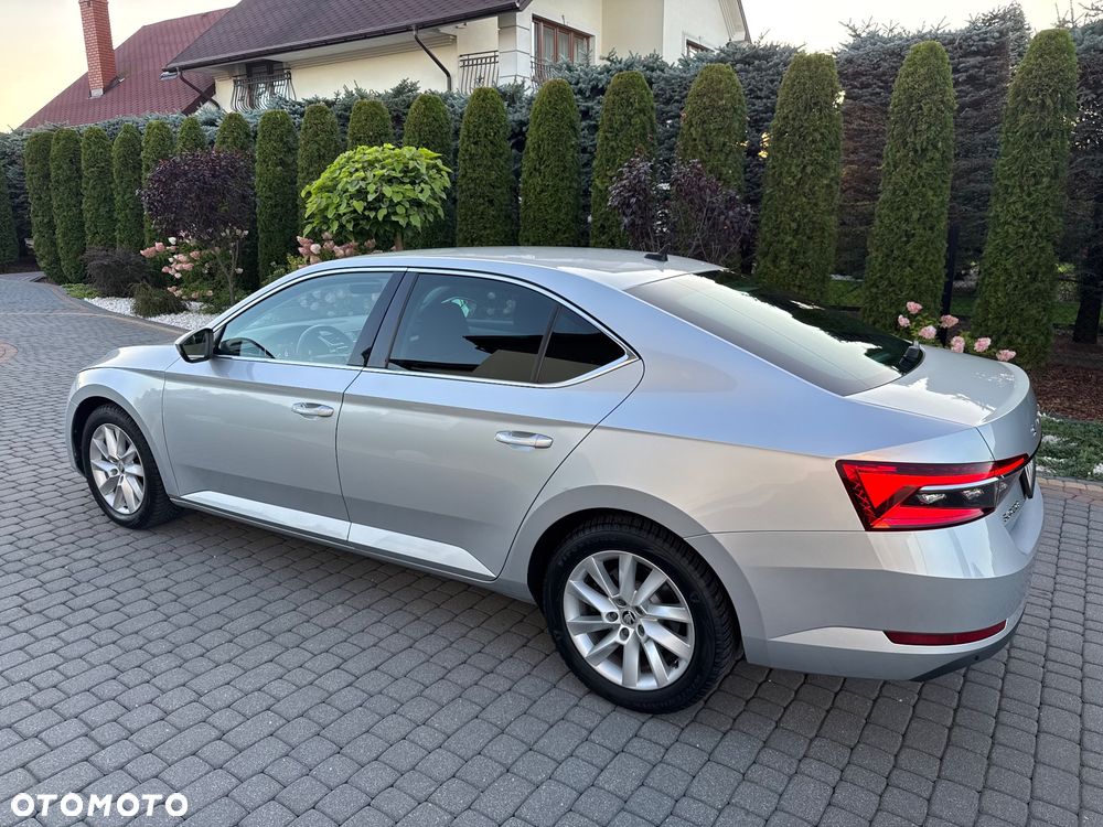 Skoda Superb 2.0 TDI SCR 4x4 Style DSG - 18