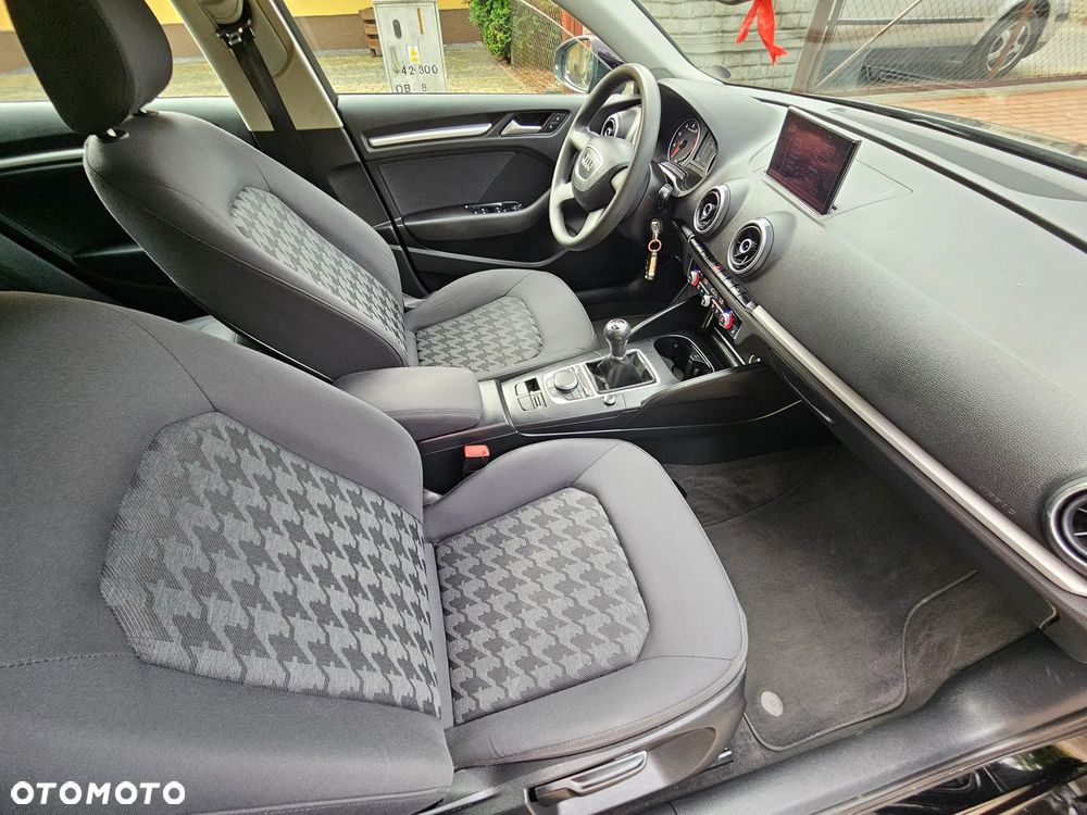 Audi A3 Sportback 1.4 TFSI Ambition - 15